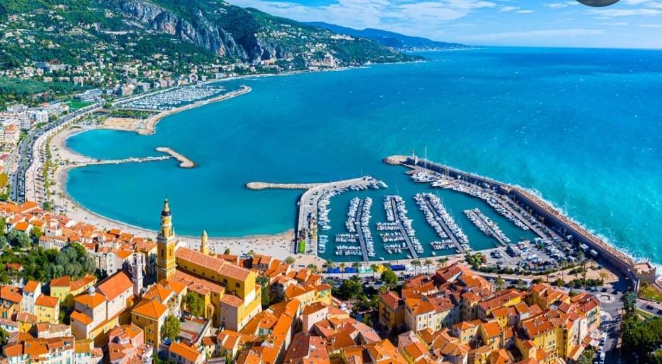 La Barca De La Vieille Ville 2 Chambres مينتون المظهر الخارجي الصورة